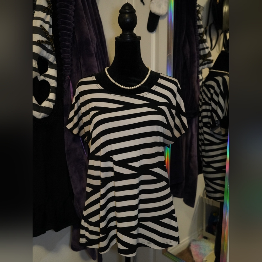 Vintage Suzie XL Black and White Striped Top